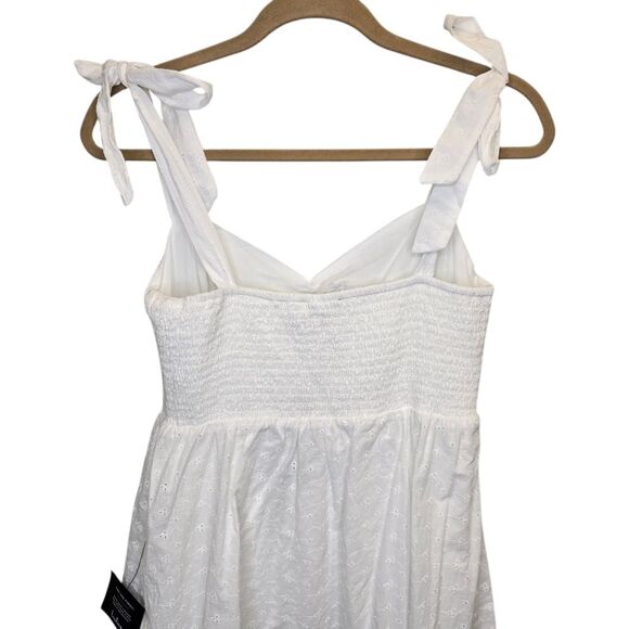 NWT Lulus Women's M Fairytale Feeling White Eyelet Tie-Strap Tiered Midi Dress - Picture 8 of 16
